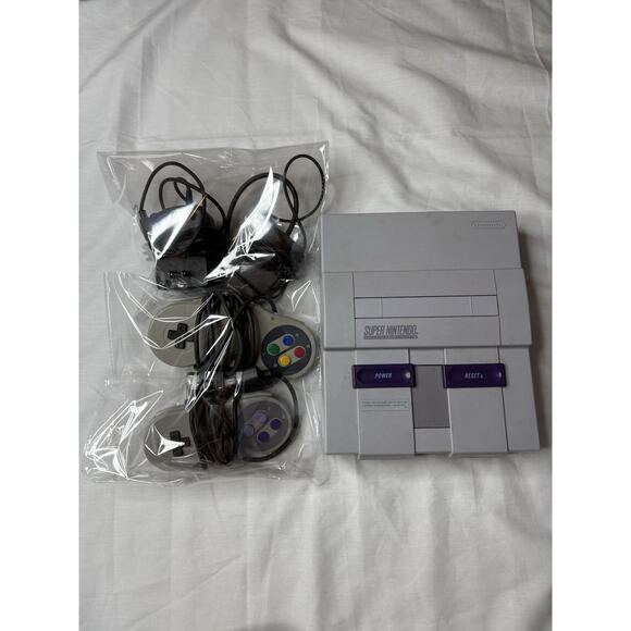 Super Nintendo Entertainment System SNES Video Game Console SNS-001 NOT TESTED - Picture 10 of 10